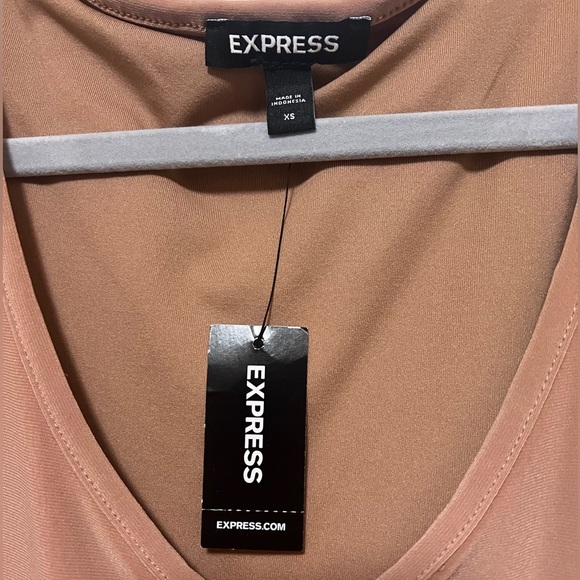 NWT Express Ruched scoop neck, sleeveless dress, size XS - Picture 6 of 6